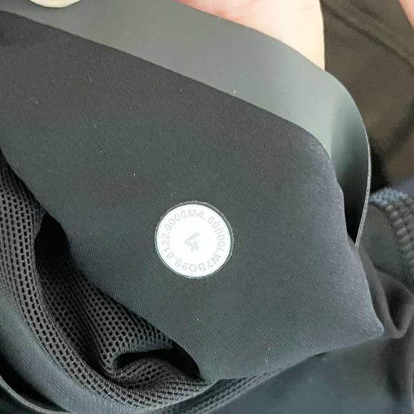 Lululemon Base Pace High Rise Bike Shorts 8" Black 4 NWT - Picture 7 of 15